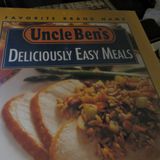 Uncle Ben's deliciously easy meals (Favorite brand name) [Paperback]