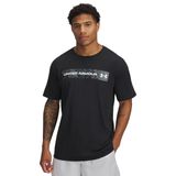 Under Armour 1376830-002 UA CAMO CHEST STRIPE SS Siyah Bisiklet Yaka Baskılı Erkek T-Shirt