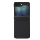 Uniq Samsung Galaxy Z Flip 6 Ora Katlanabilir Deri Kılıf Siyah