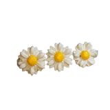 Uretti - Hülya 6683 4149 El Yapımı Polimer Kil Beyaz Papatya Çiçeği Tasarımlı Saç Tokası / 6 cm