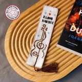 Uretti - Sibel 2453 0718 El Yapımı Keman Figürlü Kanaviçe Kitap Ayracı - Kahverengi - Ayraç - 5*20 cm
