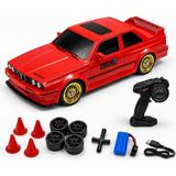 Uzaktan Kumandalı Full Fonksiyon 1:16 Şarjlı 2.4g 30KM/H 4x4 Retro Drift Araba, 7.4V Bataryalı Rc Yarış Arabası, Bariyer ve Lastik Aksesuarlı Kırmızı - Çok Renkli