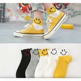 UZN Socks Gülümseyen Yüz Desenli Renkli Çoraplar - Smiley Soket Çorap - 36 - 42 - Beyaz