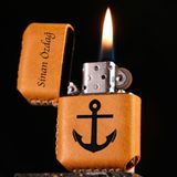 Vagave Kişiye Özel Benzinli Çakmak Hakiki Deri El Yapımı Zippo Tarzı Çakmak İsme Özel Deri Kaplama Benzinli Çakmak Doğum Günü Yıl Dönümü Yeni Yıl Hediyesi - Hardal Sarısı