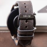 Vagave Samsung Galaxy Watch 4 / 5 / 6 / 7 44MM / 40MM / Galaxy Watch 5 Pro 45MM / Galaxy Watch 4 44MM / 40MM / Galaxy Watch 4 Classic 46MM / 42MM 47MM Active 2 40MM / 44MM Uyumlu Croco Deri Kordon - Gri - Rose Toka