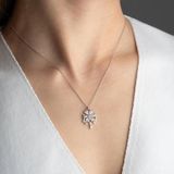 Vaoov 925 Ayar Gümüş Damla Taşlı Sakura Çiçeği Kolye