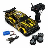 VARDEM Uzaktan Kumandalı Full Fonksiyon 2.4G Şarjlı 1:16 4x4 Drift Araba, Işıklı ve Buharlı RC Yarış Arabası, Yedek Drift Lastikli, USB Şarj Kablolu Oyuncak Araba - VRD10689 (Sarı)