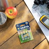 Varta Lcd Plug Plus Şarj Cihazı +12x2100 Mah Aa Şarjlı Pil