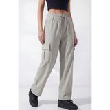 Veleno Kadın Gri Oversize Paraşüt Kumaş Kargo Cepli, Ayarlanabilir Paça Klipsli, Baggy Pantolon - 2XL