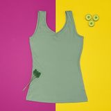 Veloure Kadın Atlet Sütyenli V Yaka Modal 2 Adet Yeşil Renk Pedli Atlet-Bluz-T-Shirt (Kota)