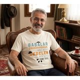 Veracraft Kişiye Özel Tasarım Babalar Çoook Şeyi Bilir Dedeler Her Şeyi! Metinli Baskılı Erkek Tişört -Beyaz