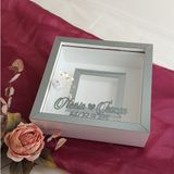 Verda Çerçeve 25X25 cm Fotoğraf Bölümlü Ledli Isimli Beyaz-Füme Yarı Pleksi Kaplamalı Derin Anı Çerçevesi! Gül Kutusu!