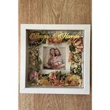 Verda Çerçeve Kişiselleştirilebilir 25x25 cm Fotoğraf Bölümlü Anı Çerçevesi Ahşap Malzeme ile Şık Tasarım - Beyaz