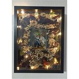 Verda Çerçeve Kişiselleştirilebilir 30x40 cm Ledli Siyah Anı Çerçevesi Ahşap Gül Kutusu Tasarımı