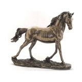 Veronese Bronz Renk At Figürü 27 cm