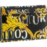 Versace Jeans Couture Her yeri Barok baskılı erkek cüzdanı, pürüzsüz sentetik deri iç, 4 kart yuvası, Siyah Altın, 5.75-4.5-1.5, E74ya5pb7 Ezp203 Eg89