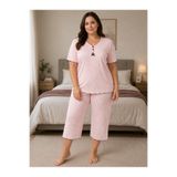 Vesperia Kadın Puantiyeli Kısa Kollu Kapri Viskon Pijama Takımı