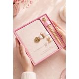 Victoria's Journals Hush Hush Peluş Kilitli Günlük ve Sır Defteri Hediye Seti - Kalemli - Candy Pink - A6