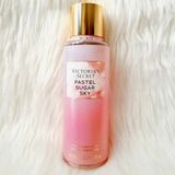 Victoria's Secret Pastel Sugar Sky Vücut Spreyi 250 ML