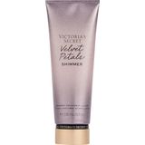 Victoria's Secret Velvet Petals Shimmer 236 ml Simli Işıltılı Kadın Vücut Losyonu