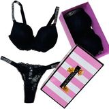 Victoria's Secret Victoria"s Secret Pusch Up Set Alt Üst Dolgulu Sütyen ve Külot Takım 2"liset - Siyah