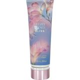 Victoria's Secret Victoria’s Secret Velvet Petals Bliss Nemlendirici Vücut Losyonu 236 ml Kadınlar İçin Ferah Dokunuş