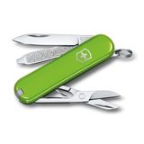 Victorinox 0.6223.43G Smashed Classic Çakı, Avokado yeşili | Küçük bıçak, makas, tırnak törpüsü ve tornavida ile günlük taşıma için mini alet. 58 mm, Parçalanmış Avokado, İsviçre Yapımı