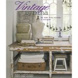 Vintage By Nina : My Home with Vintage & Antiques (English Edition)