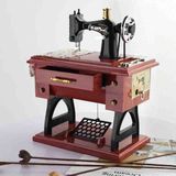 Vintage Nostaljik Dikiş Makinası Müzik Kutusu Kurmalı Dekoratif Antika Tarzı Hareketli Vintage Hediyelik Özel Tasarım