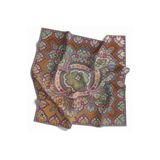 VİOLLA Kristal Şal Desenli Taba Renkli 90x90 Dikim Şekli : El Dikişi Eşarp (İpek İçermez)