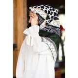 VİOLLA Twill Taş Desenli Zümrüt Yeşili Renkli 90x90 Eşarp (İpek İçermez) Kenar Dikiş Şekli El Dikişli