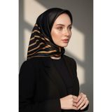 Vissona %100 Twill İpek Çizgili Desenli Siyah - Gold Renkli 90x90 Eşarp Dikim Şekli : El Dikişi