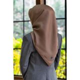 Vissona %100 Twill İpek Düz Bej Renkli Daha Tok Exclusive Serisi 90x90 Eşarp Dikim Şekli : El Dikişi