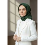 Vissona %100 Twill İpek Düz Zümrüt Yeşili Renkli Daha Tok Exclusive Serisi 90x90 Eşarp Dikim Şekli : El Diki