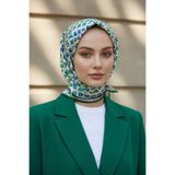 Vissona %100 Twill İpek Geometrik Desenli Benetton Yeşili - Saks Renkli 90x90 Eşarp Dikim Şekli : El Dikişi
