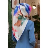 Vissona %100 Twill İpek Sulu Boya Çiçek Desenli Saks Renkli 90x90 Eşarp Dikim Şekli : El Dikişi