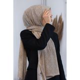 Vissona KREP V DESENLİ BEJ RENKLİ 75X195 KIRIŞMAZ ŞAL