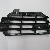 Volkswagen Touareg- 10/14; Ön Tampon Panjuru Sağ Sensör Delikli (bfn) 7p68546629b9