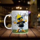 Vova Baskı Football Player Kanarya 3D Görünümlü Baskılı Kişiye Özel Isim Yazılabilen Porselen Kupa Bardak - Beyaz - 330 ml