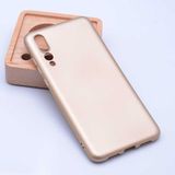 Voyo Huawei P20 Pro Kılıf Soft ve Pürüzsüz Yüzeyli Ipeksi Silikon Kapak - Gold