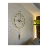 Wallover Design Masippi İskandinav Tarzı Gold Metal Duvar Saati – Sarkaçlı ve Geometrik Zarif Tasarım | 60x120 cm