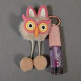 Wanda Nara Cosmetics Tropikal Kokulu Işıltılı Lip Gloss Şirin Peluş Anahtarlık Hediye Çocuk-Genç Favorisi! Ultra Parlak - PEMBE