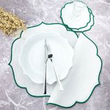 Weare2 Yeşil Renkli Nakışlı 4 Parça Set Amerikan Servis ve Kokteyl Peçetesi - 35 x 35 cm