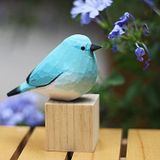 WEAUSUP El Yapımı Ahşap Oyma Kuş Dekoru Şekillendirilmiş El Boyalı Kuş Figürleri Küçük Ev Dekoru Kuş Heykeli Raf Dekoru BFF Kuş Severler için Hediyeler (Mavi Robin)