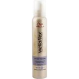 Wella Professionals Flex Saç Köpüğü 200ML 2. Gün Volume