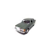 WELLY 1:32 / 1:36 Mercedes Benz E-class 230e Diecast Model Araba