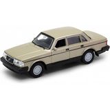 Welly 1:32 Volvo 240 Gl Çek Bırak Araba - Renkli