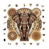 WePuzzleUp Ahşap Puzzle Yetişkin - Majestik Mandala Fil - 250 Parça, 29 x 28 cm - Yapıştırıcı Folyo Dahil - Benzersiz Şekilli Parçalar & Özel Figürler - WZ-04