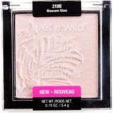 Wet N Wild Megaglo Aydınlatıcı Pudra E319B Blossom Glow 5.4 g Işıltılı Etki