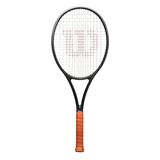 Wilson RF 01 Pro Strung Performans Tenis Raketi - Kavrama Boyutu 3-4 3/8", Sensation ile Strung 16 Doğal Orta Aralıkta Gerilim